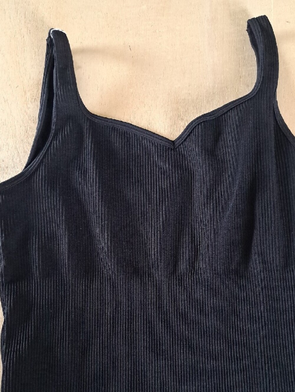 OQQ V-Neck Sleeveless Ribbed Seamless Stretch Fitted Bodysuit Cream Sz L - Picture 3 of 9